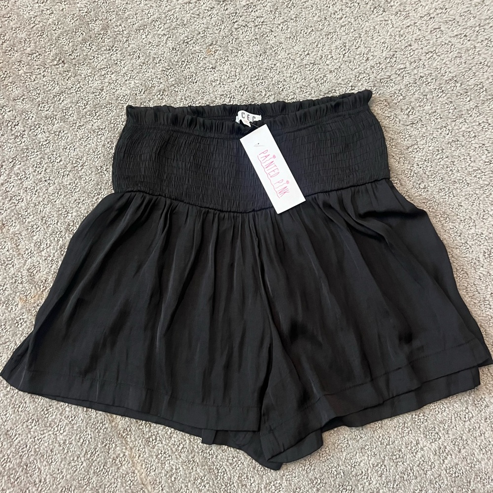 TCEC BLACK SHORTS SIZE SMALL